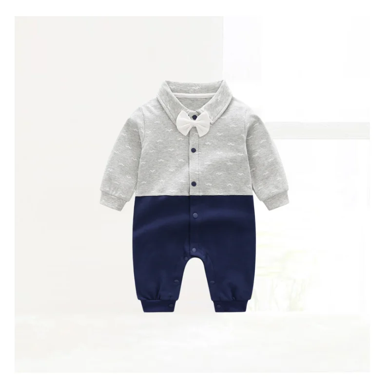 Комбинезон для новорожденных мальчиков на весну и осень хлопковый Мягкий