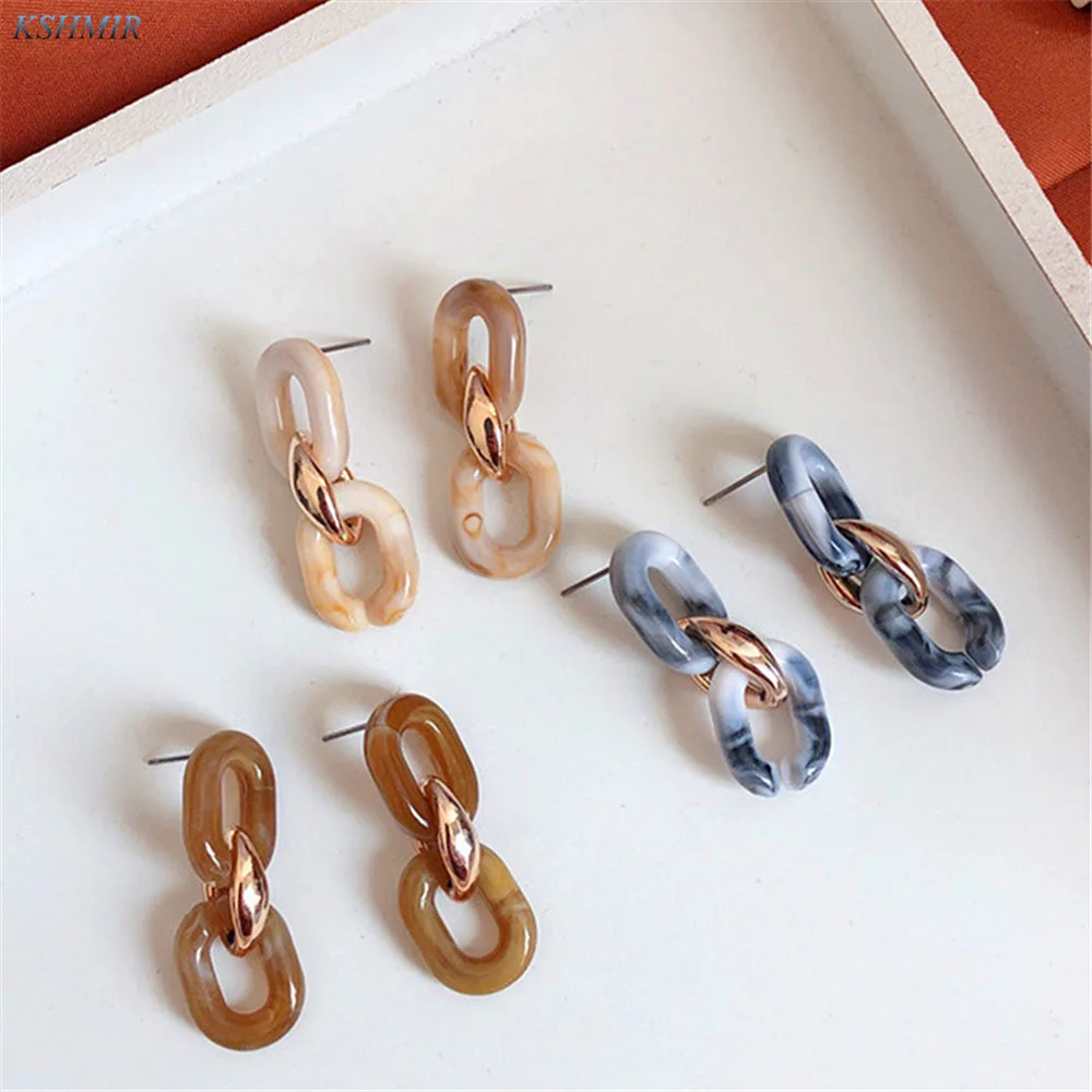 

Korean retro temperament small long earrings female chain splicing collision color acrylic simple elegant earrings for women