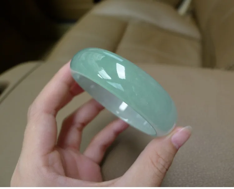 

Jewellery HandCarved Lucky Natural Quartzite Quality Jade Perfect Accessories Exquisite Bangle Gift