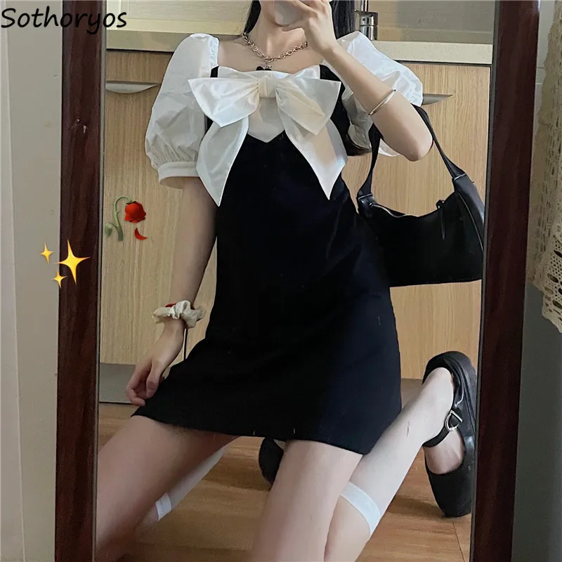 

Short Sleeve Dress Women Streetwear Sweet Bow Retro Square Collar Mini Dresses Ulzzang Femme Empire Chic Puff-sleeve Vestidos