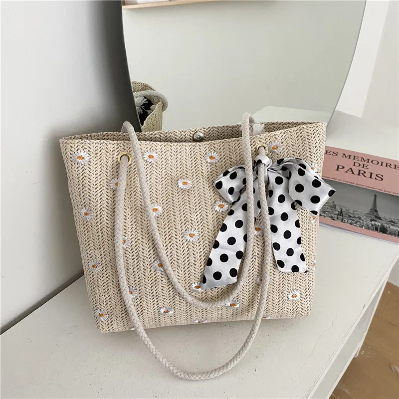 

Women Canvas Shoulder Bags Embossed Daisy Design Ladies Floral Handbag Casual Tote Literary Books Bag Shopping Bag For Girls