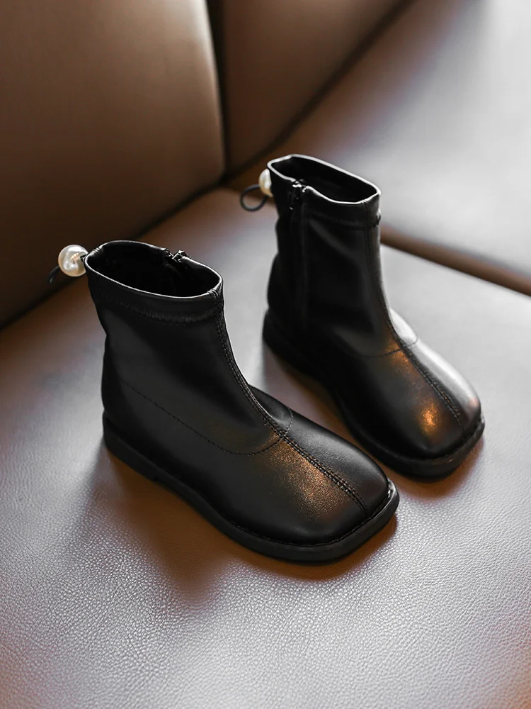 

2020 spring and autumn new single boots children Martin boots baby plus velvet boots girls short boots winter