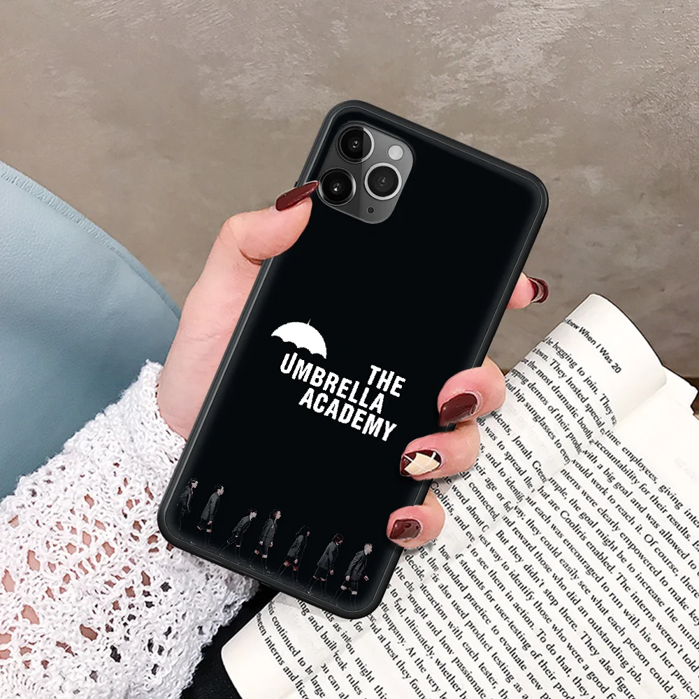 

Umbrella Academy Movie Phone Case For IPhone 5 5S SE 5C 6 6S 7 8 Plus X XS XR 11 12 Mini Pro Max 2020 black Cell 3D Bumper Trend