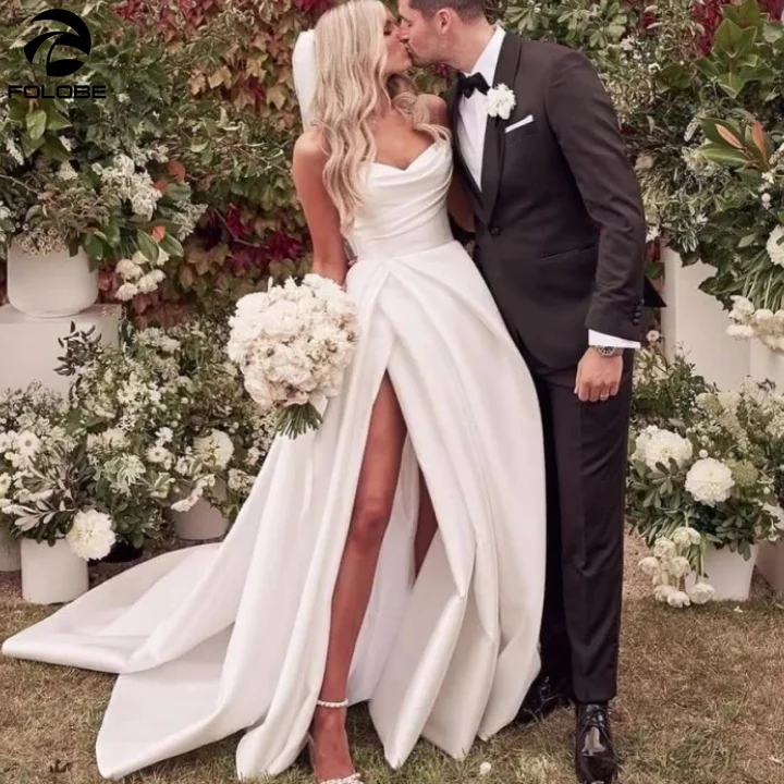 

2021 New Satin Wedding Dresses Sweetheart Pleated Sleeveless Side Slit folds Tiered High quality satin bridal gown Custom Made