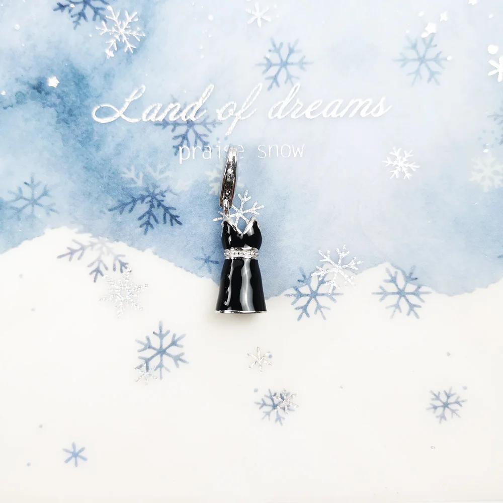 Подвеска в виде черного вечернего платья стильная модная брендовая бижутерия