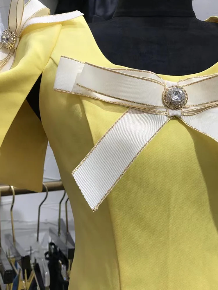 

Retro niche solid color fashion all-match design bowknot 2021 summer new waist dress