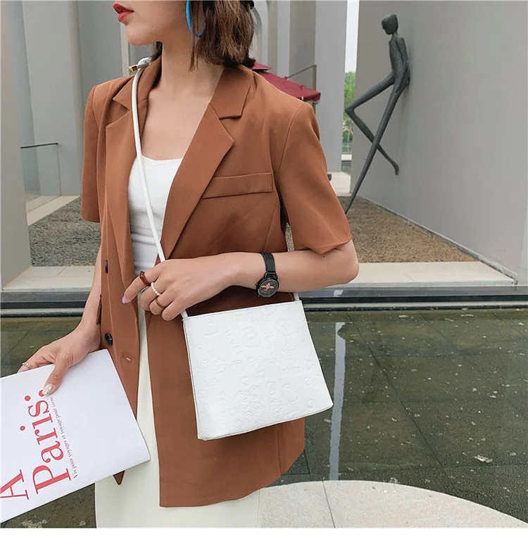 

On the new small bag 2021 new summer Korean version fashion trend contracted casual one-shoulder-held bucket bag tide cool