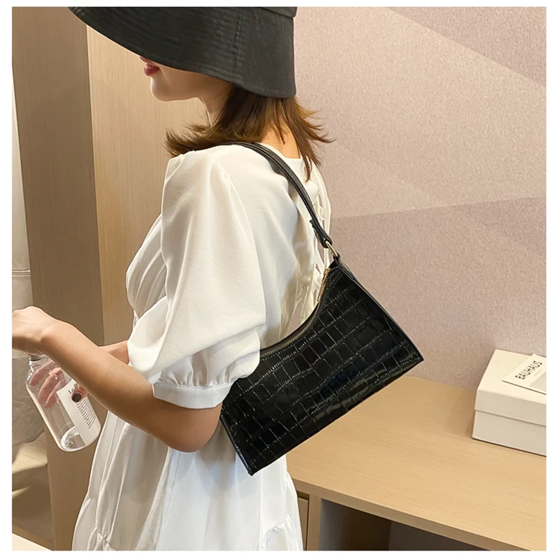Женская сумка на плечо из искусственной кожи с крокодиловым узором модная