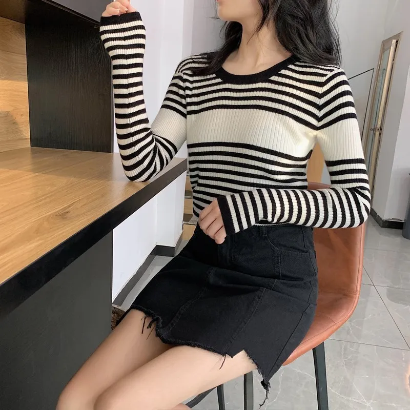 

Женский свитер в полоску, с круглым вырезом, вязаный пуловер, кашемировый свитер, короткий, для осени и зимы