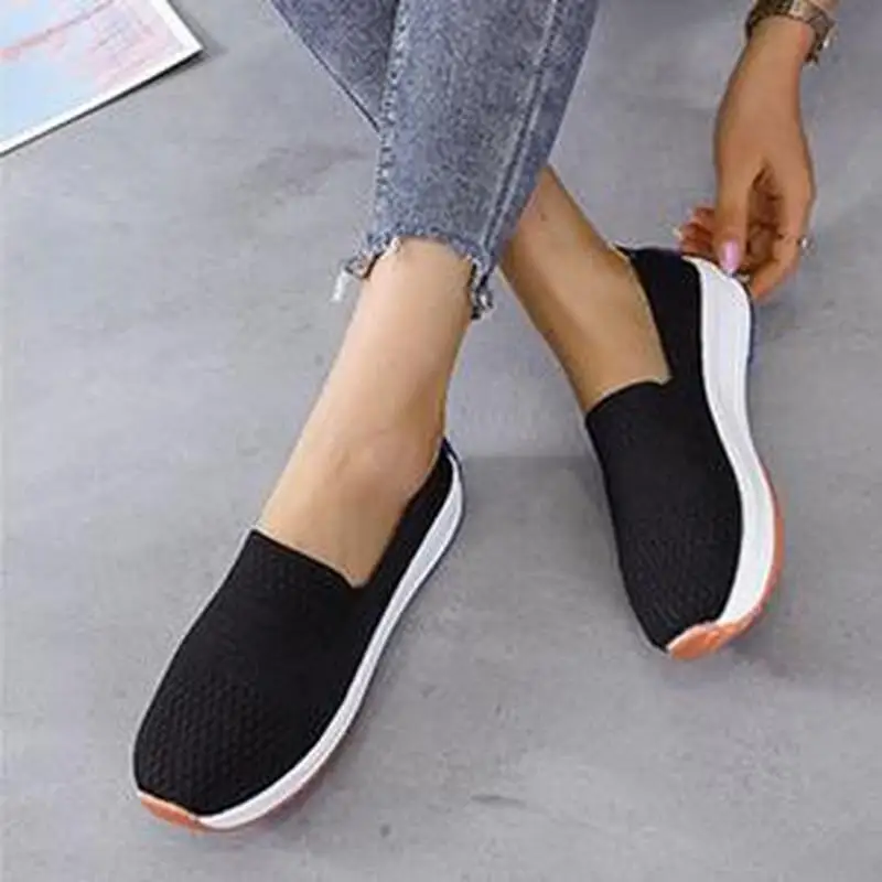 

2021 Women's Sports Shoes Fashion Women's Sneakers Summer Wedges Breathable Mesh Slip on Sneakers Female Zapatillas Mujer Adult