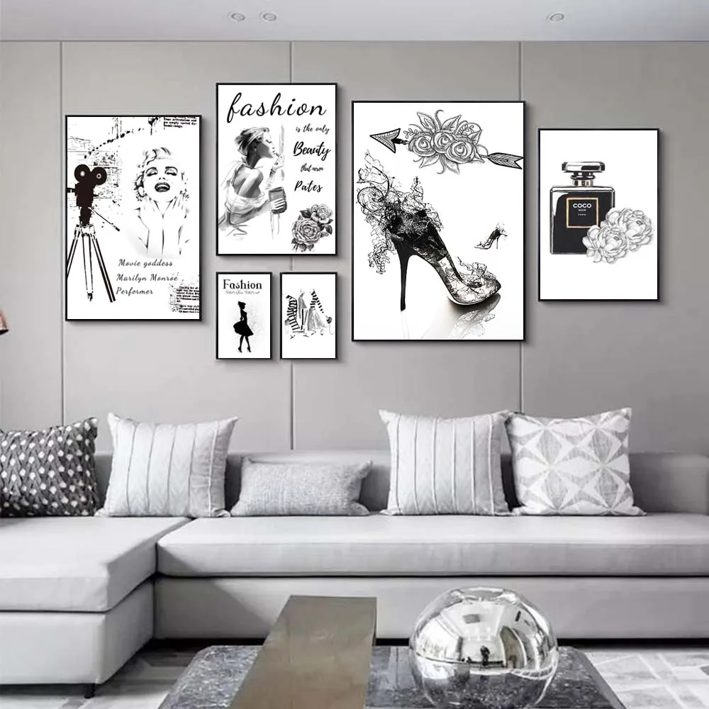 

Oil Painting Black and White Style Perfume High Heels Canvas Painting Artist's Room Decoration Picture