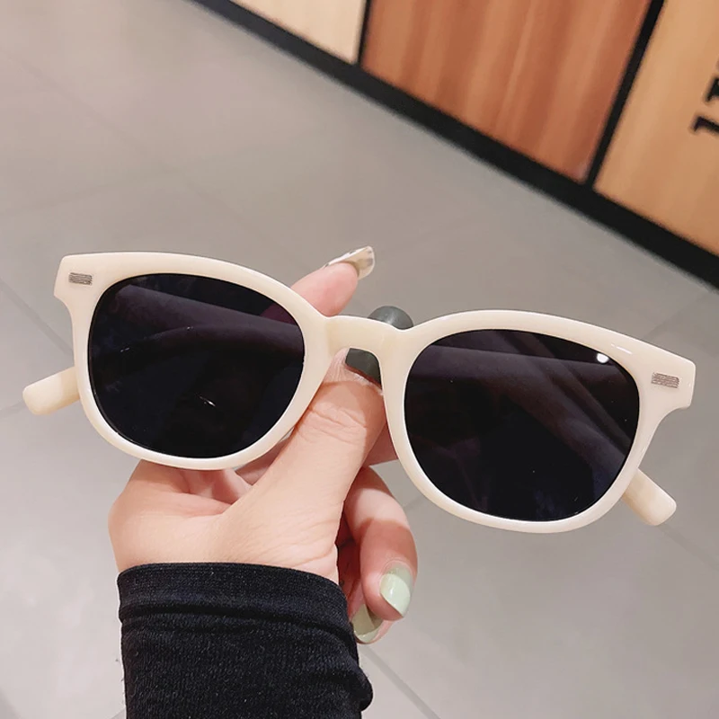 

Солнцезащитные очки мужские и женские, квадратные, в стиле ретро, бежевые, градиентные