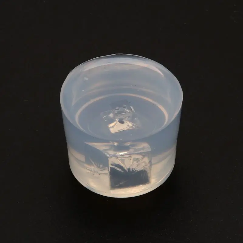 

DIY Mini Wine Bottle Perfume Bottle Pendant 3D Silicone Resin Molds Jewelry Tool