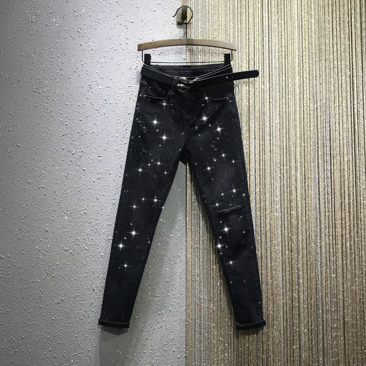 

2020 New Autumn Women's Diamond Rhinestones Skinny Hole Denim Pants Girls Students Streetwear Elastic Pencil Pants A3539