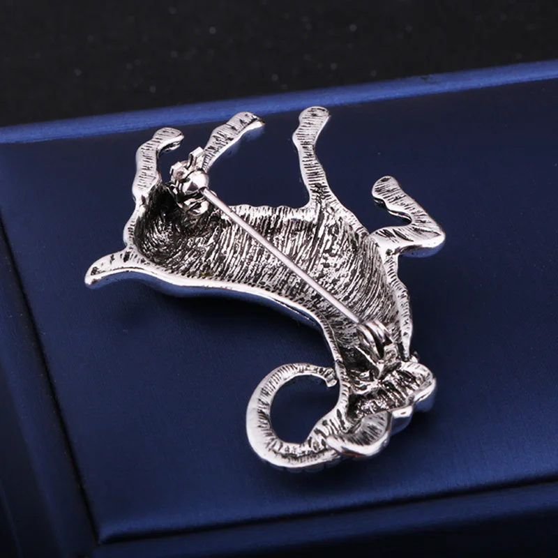 Мужская брошь Антилопа Эксклюзивная на лацкан в виде овец животных оригинальный