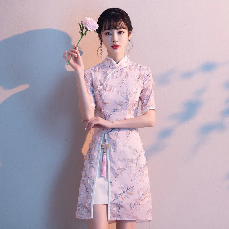 

Novelty Lady Mandarin Collar Cheongsam Skirt Elegant Sweet Embroidery Flowers Evening Dress Straight Formal Gown Chinese Dresses