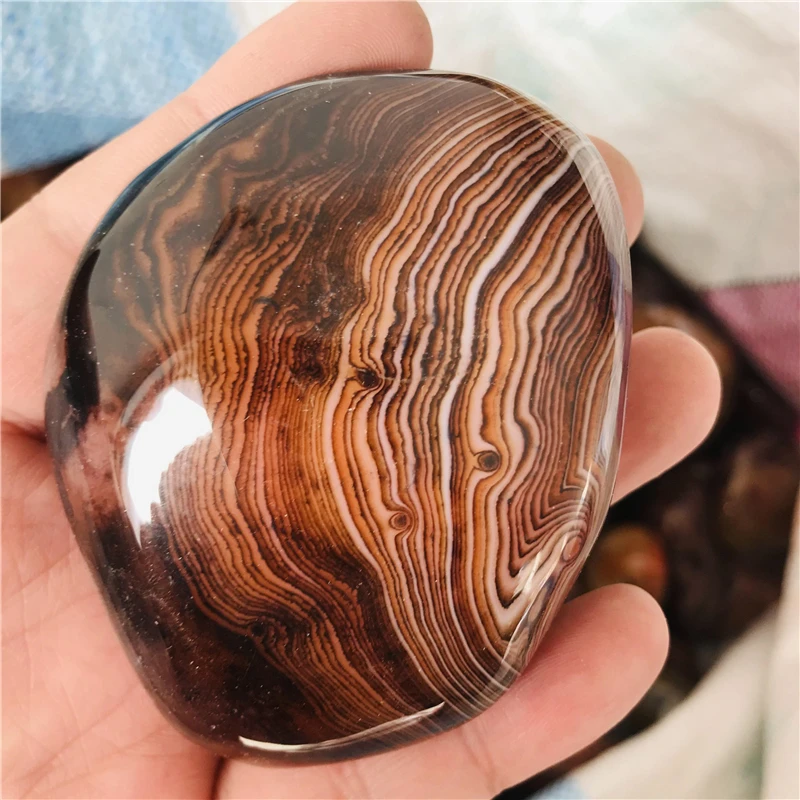 

Натуральный хрусталь, шелк, агат, игра с камнем, карликовая пальма, обработка камня, 1 шт., случайная отправка