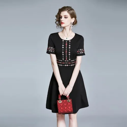 

Fashion High Quality Black Knitted Embroidery Dress O-Neck Shirt Elegant Glitter Slim Dress Vintage A-line Lady Dress Luxuly