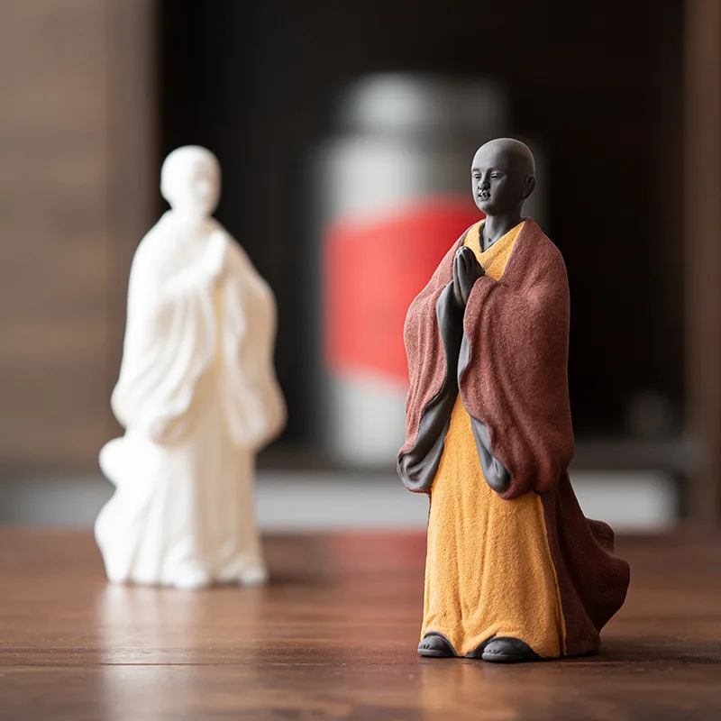 

Buddhism Zen Buddha Sculpture Monk Red Zen Clothing Ceramic Statue Figurine Meditation The Color Sand Clay Fengshui Budda