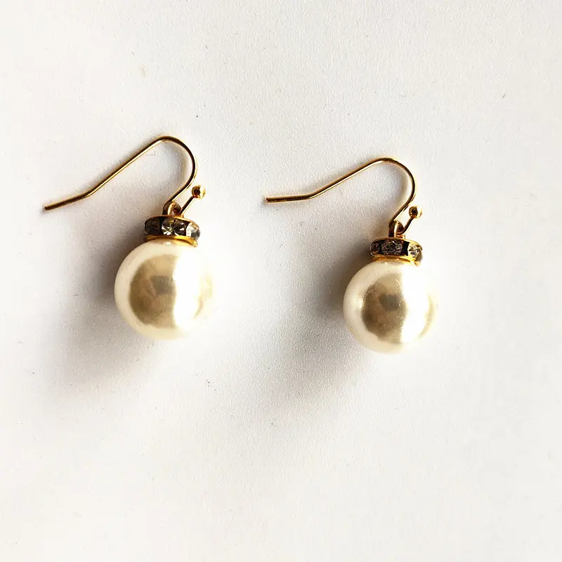 

High Quality Shiny Pearl Earrings for Women Fake Beads Dangle Long Lady Earrings Jewelry