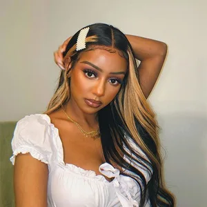 Парик плотности 250, парик с Т-образной частью, парики из человеческих волос на сетке спереди для женщин, парик с волнистыми волосами, бразильские волосы, натуральный черный с хайлайтером CARA