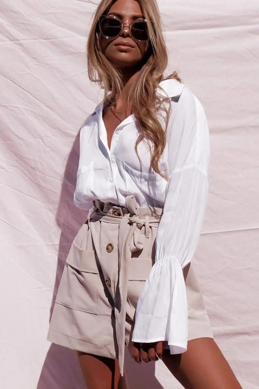 

Autumn White Elegant Lady Shirt Flare Long Sleeve Shirt Turn Down Collar Fashion Office Lady Women Blouse