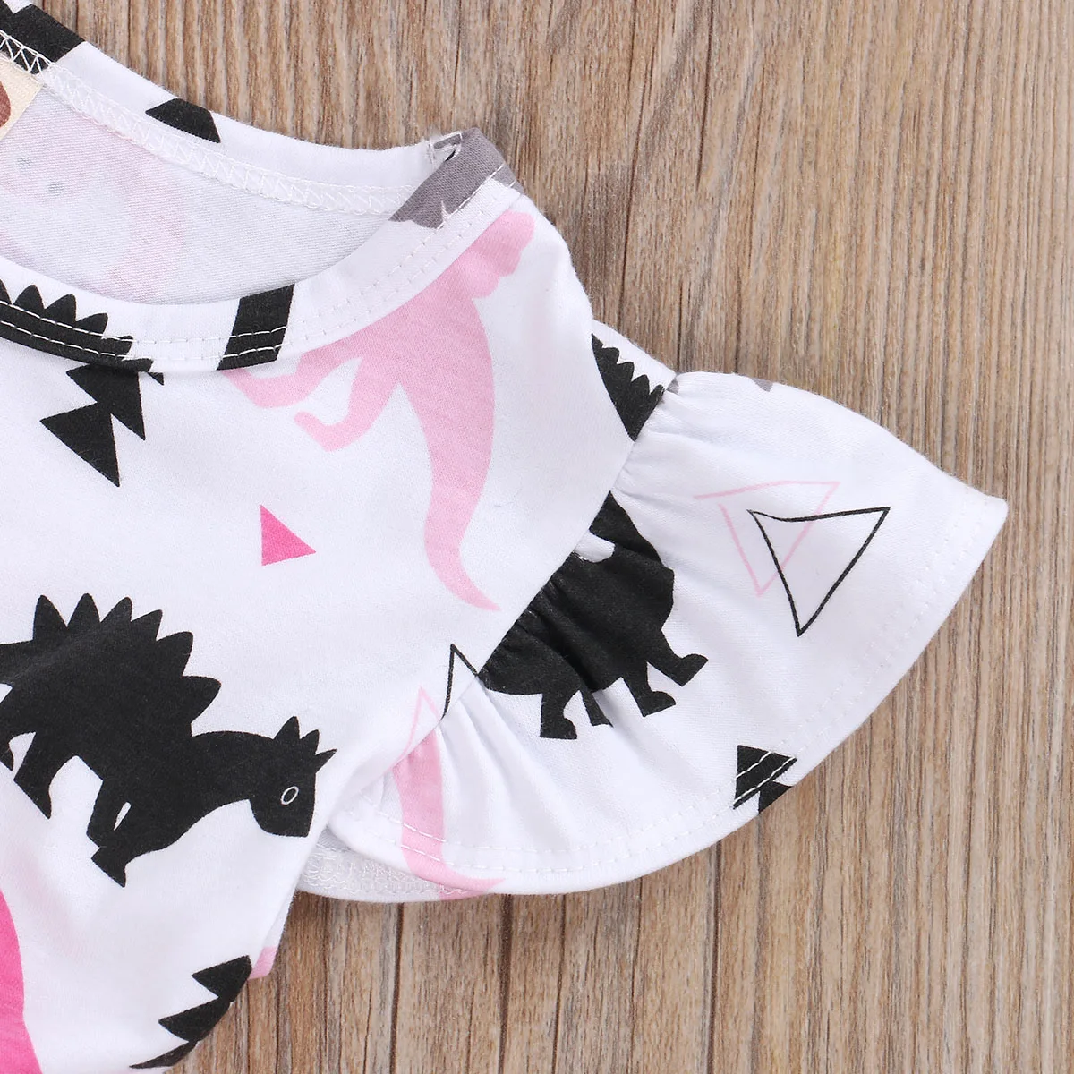 Платье детское летнее ТРАПЕЦИЕВИДНОЕ с круглым вырезом и коротким рукавом |