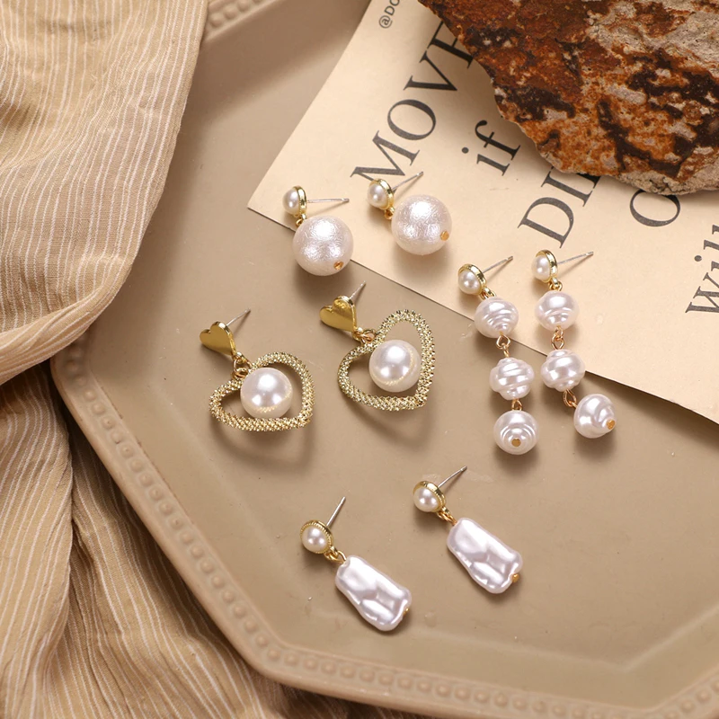 Серьги-гвоздики Женские винтажные золотистые с жемчугом | Украшения и аксессуары