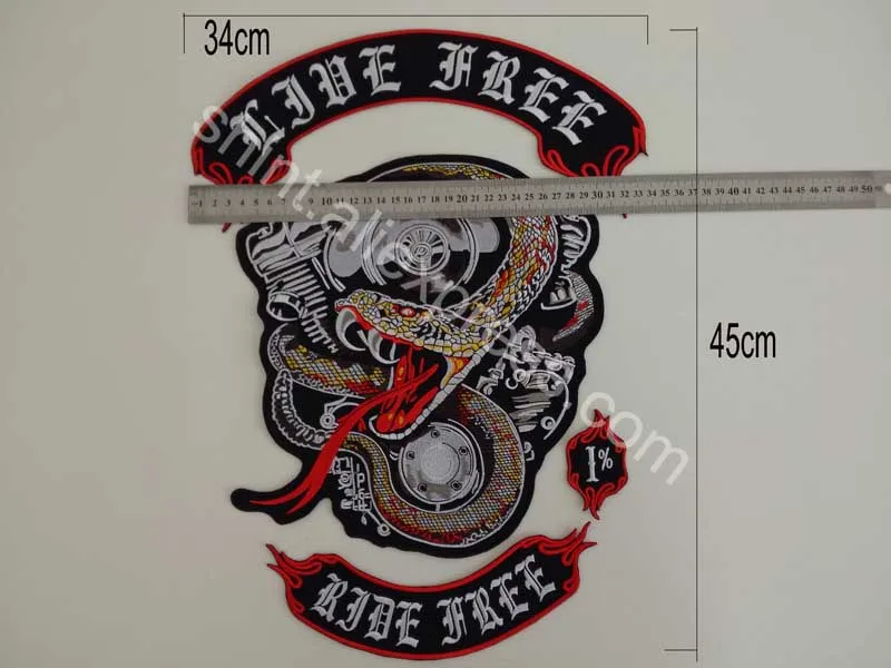 Гигантская змея двигателя с красным длинным язычком мотоциклетная вышивка
