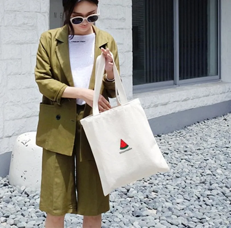 Новинка 2020 милая мультяшная парусиновая сумка с фруктами женская на плечо