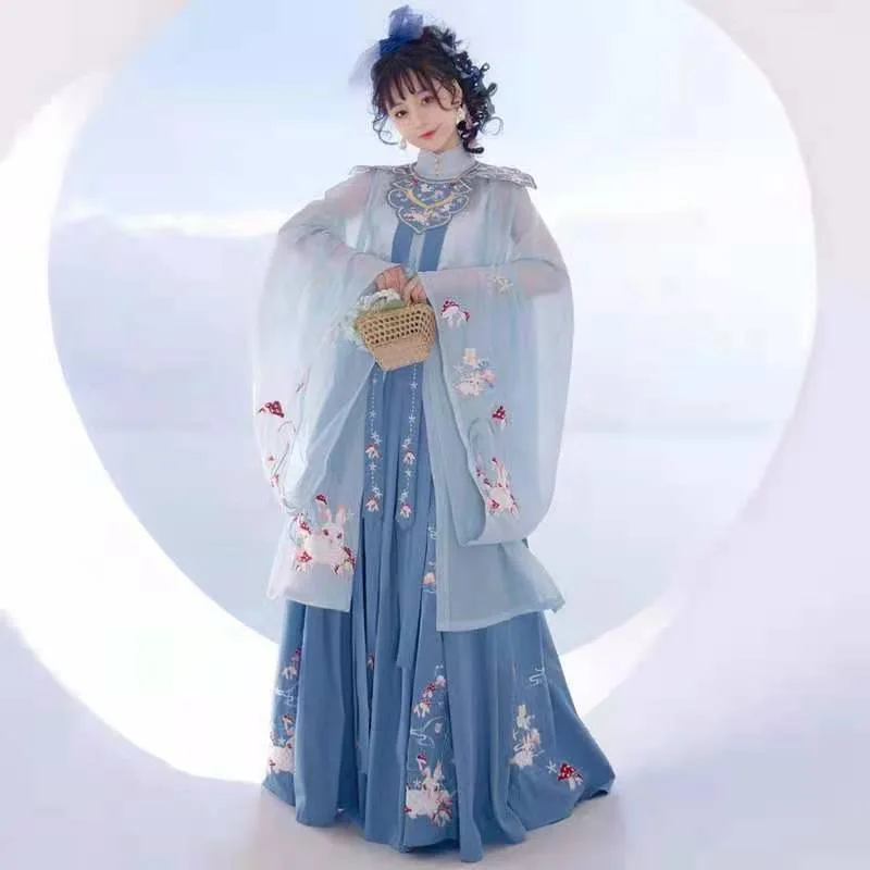 

Традиционное женское платье ханьфу с наплечным воротником-стойкой и вышивкой в стиле древнего народного танца, костюм для выступления на весну и осень