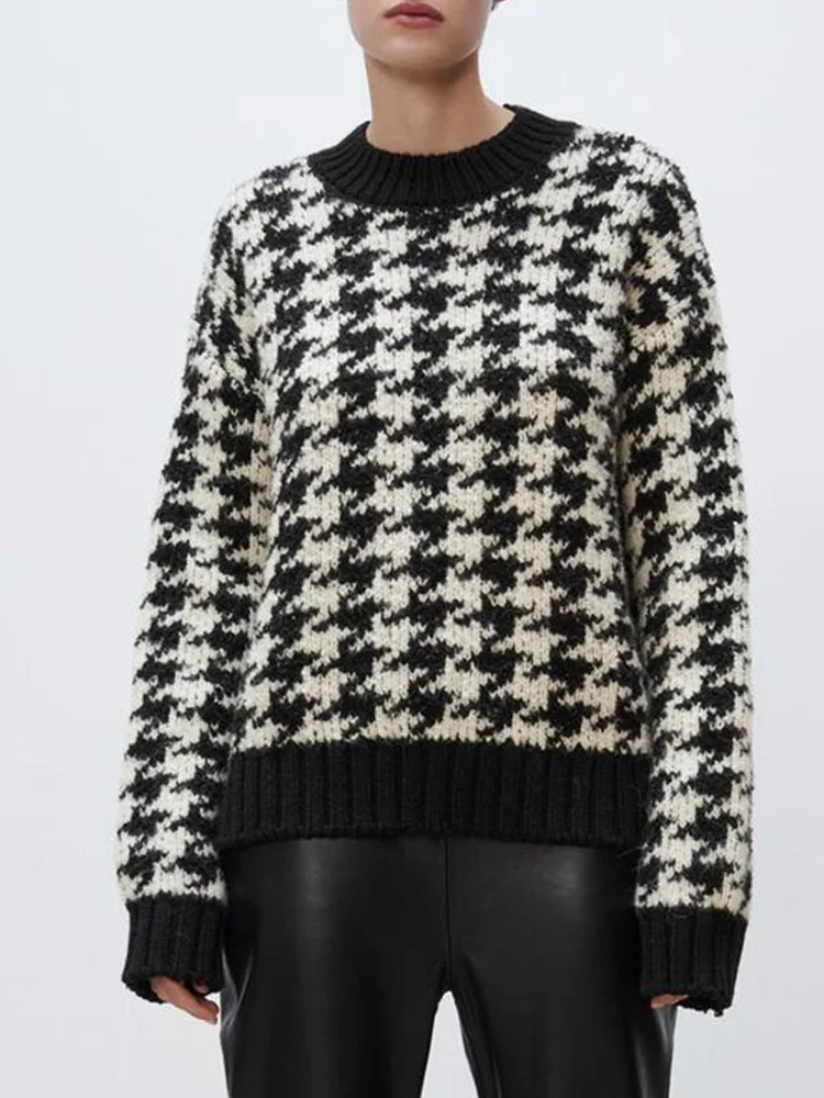 

2022 autumn and winter new women's retro fashion all-match simple temperament plaid loose casual long-sleeved warm knit