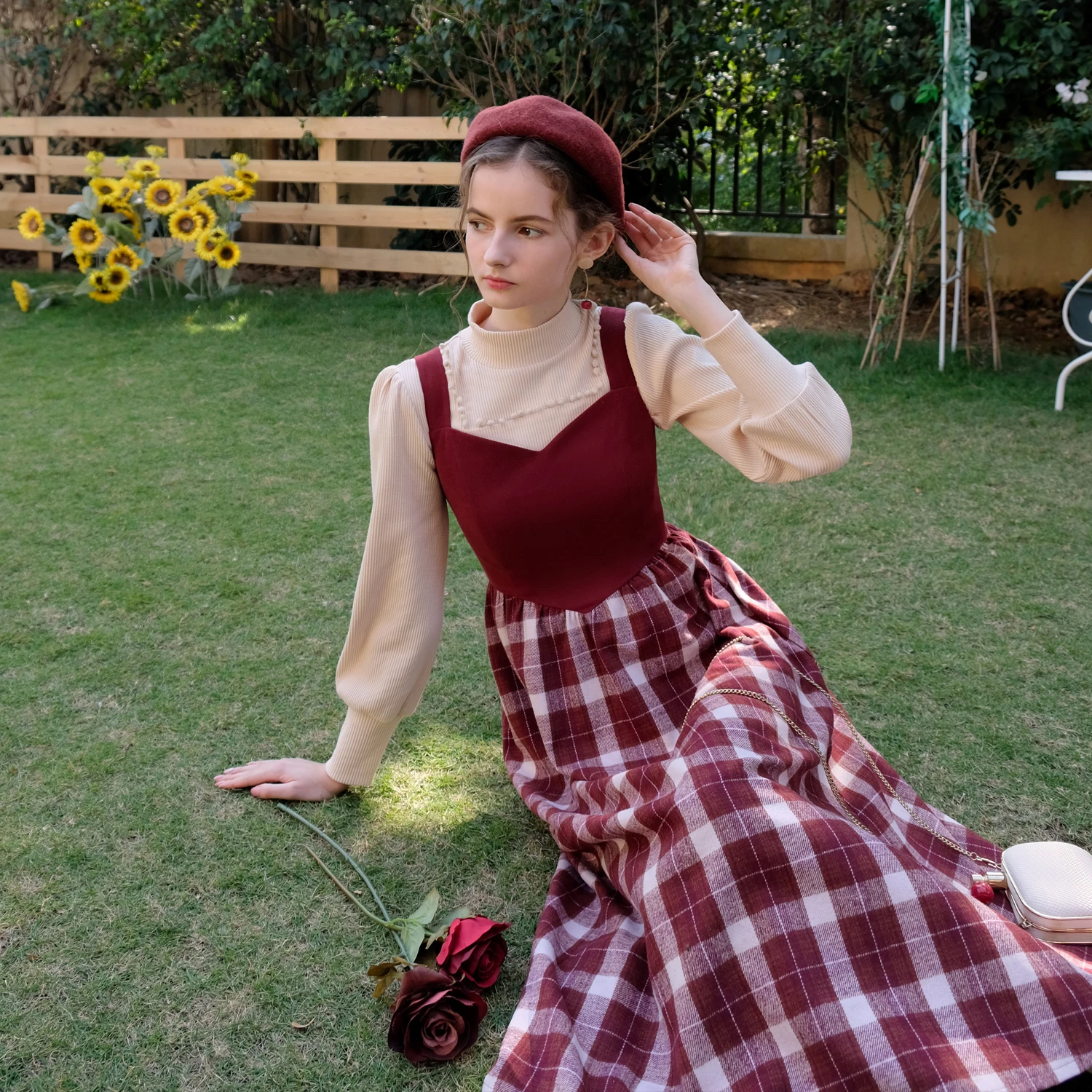 Женское шерстяное платье комбинация AIGYPTOS осенне зимнее винтажное элегантное