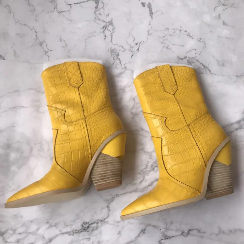 Шикарная женская обувь с острым носком полусапожки 2019 осенне-зимние женские