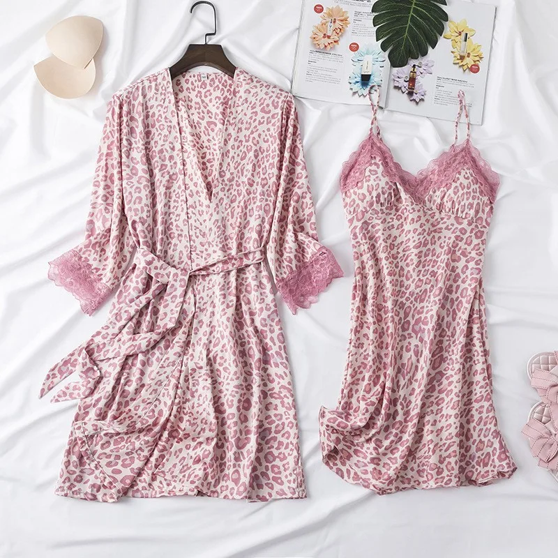 

Women's Sleep & Lounge