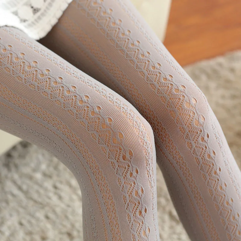 

New Sexy Women Lace Tights Hollow Out Female Silk Stockings Thin Women Pantyhose Tattoo Net Hosiery Tights Pattern Collant Femme