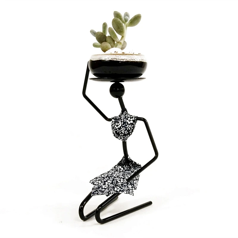 

Creative Mini Succulent Flower Pot Wrought Iron Artist Small Flower Stand Woman Home Desktop Decoration Candle Holder