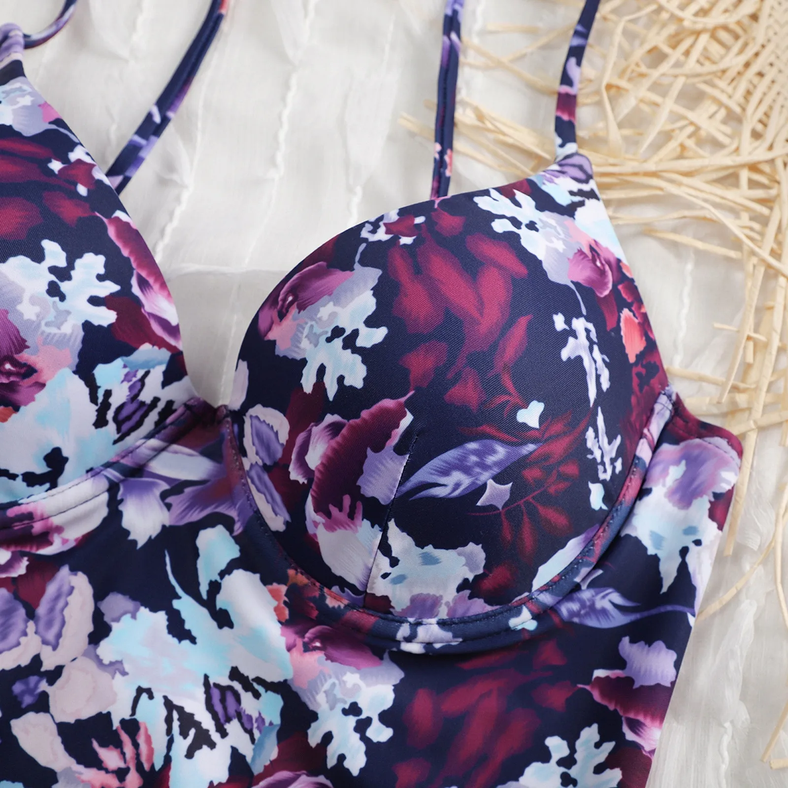 

Women's Solid Color One-piece Print Color Bikini Sexy Swimsuit Beach Swimsuit Set High Cut Swimsuit for Women Thong Biquini