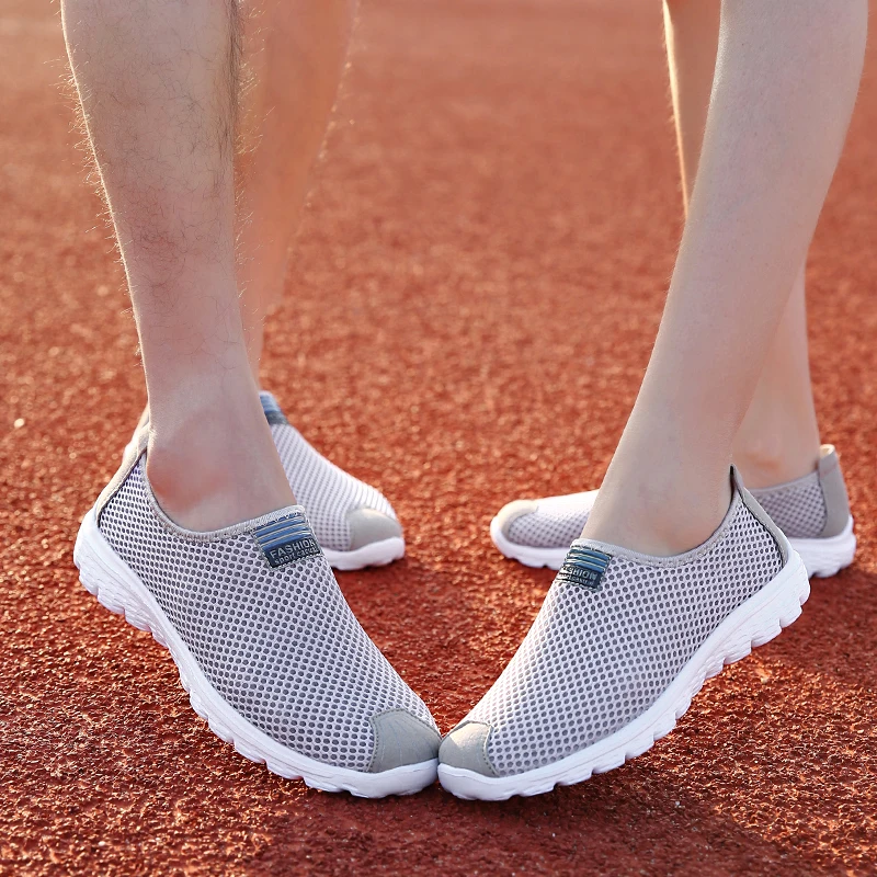 

Y243 Men 2021 Summer Mesh Breathable Lightweight Flat Loafers Casual Sneakers Couples Outdoor Walking Shoes Zapatillas Mujer