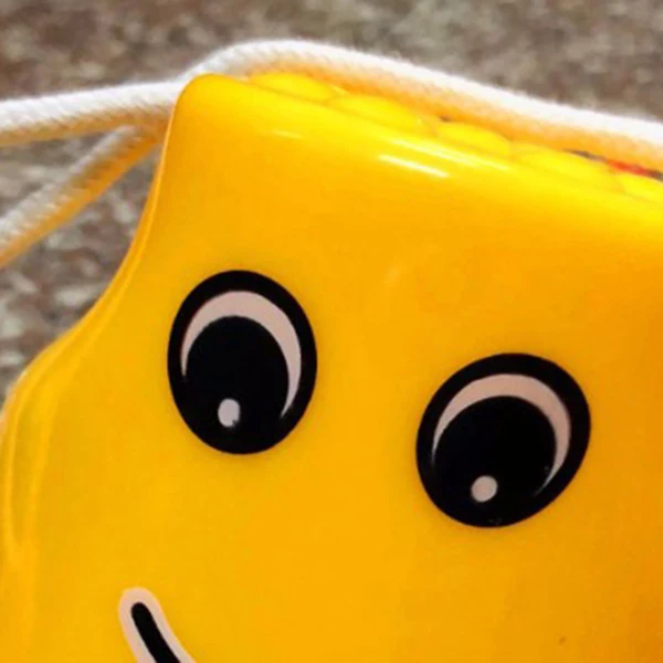 Running stilts children's potholes high-pitched high-barrel running doll plastic (yellow) |