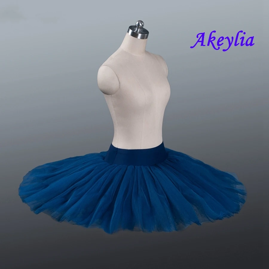 Балетная пачка ярко-синего цвета белая черная красная зеленая бежевая с брюками |