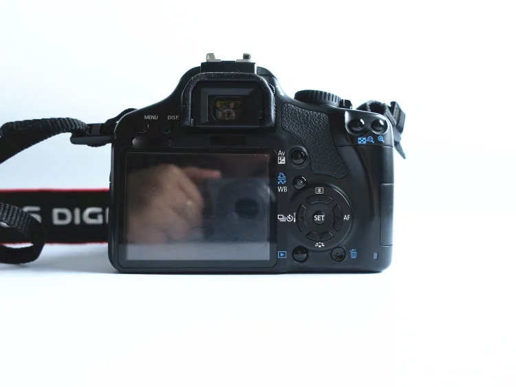 USED EOS 450D Digital SLR Camera with 18-55mm lens 12.2-megapixel CMOS sensor APS-C
