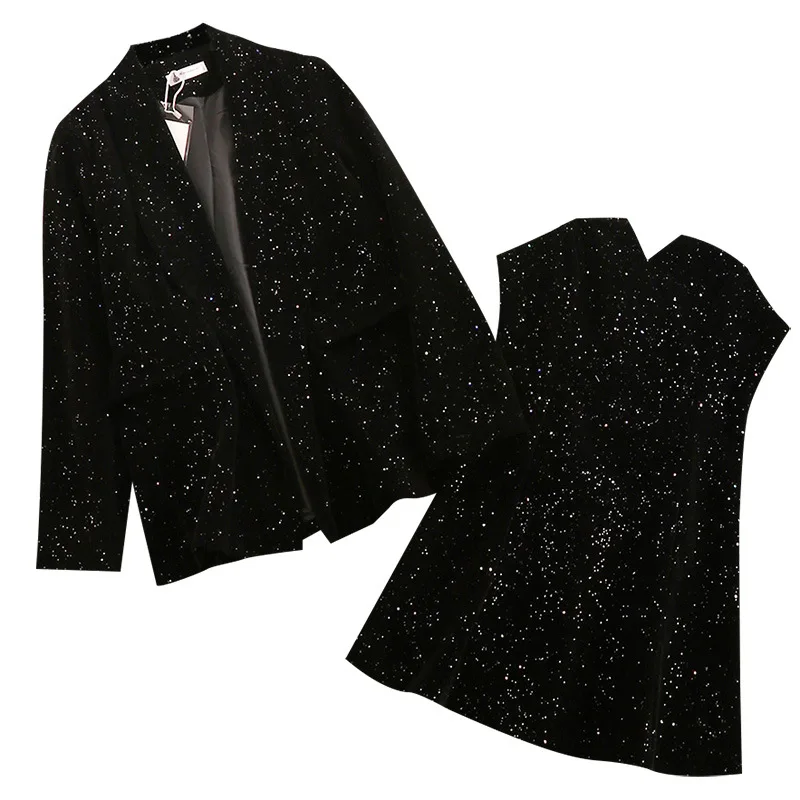 Женский бархатный костюм из двух предметов золотистый с платьем на подтяжках и