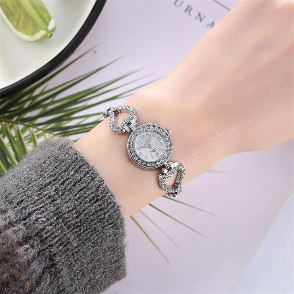 

Women Round Full Diamond Bracelet Watch Analog Quartz Movement Wrist Luxury Women's Watches Watch Clock Women Wrist Watch