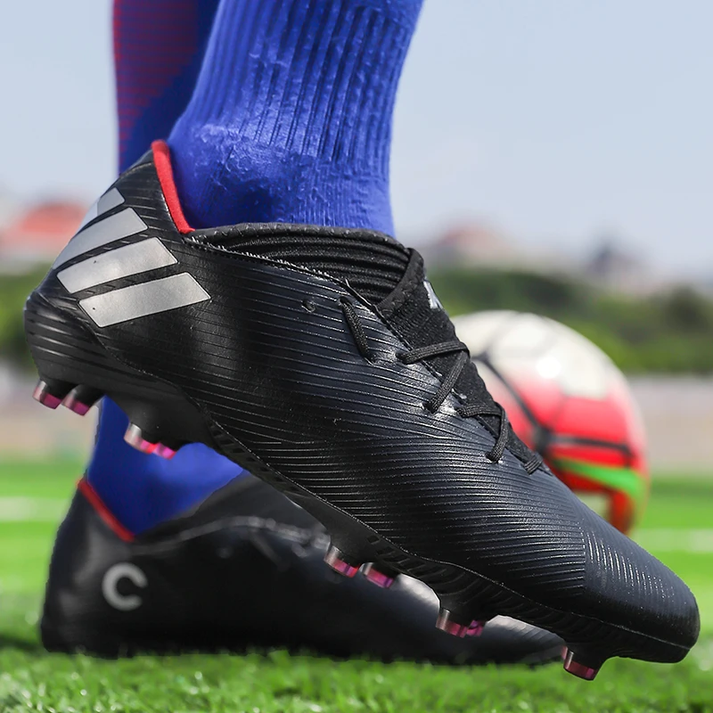 

New High Ankle Soccer Shoes Men Breathable Outdoor High-top Football Boots Turf Soccer Cleats Kids AG Women Soft Football Shoes