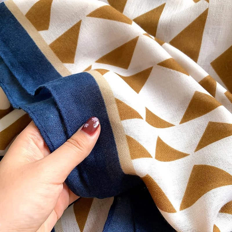 

2020 Brand Winter Hijab Cotton Scarf Women Plaid Print Female Large Bandana Foulard Scarves Pashmina Femme