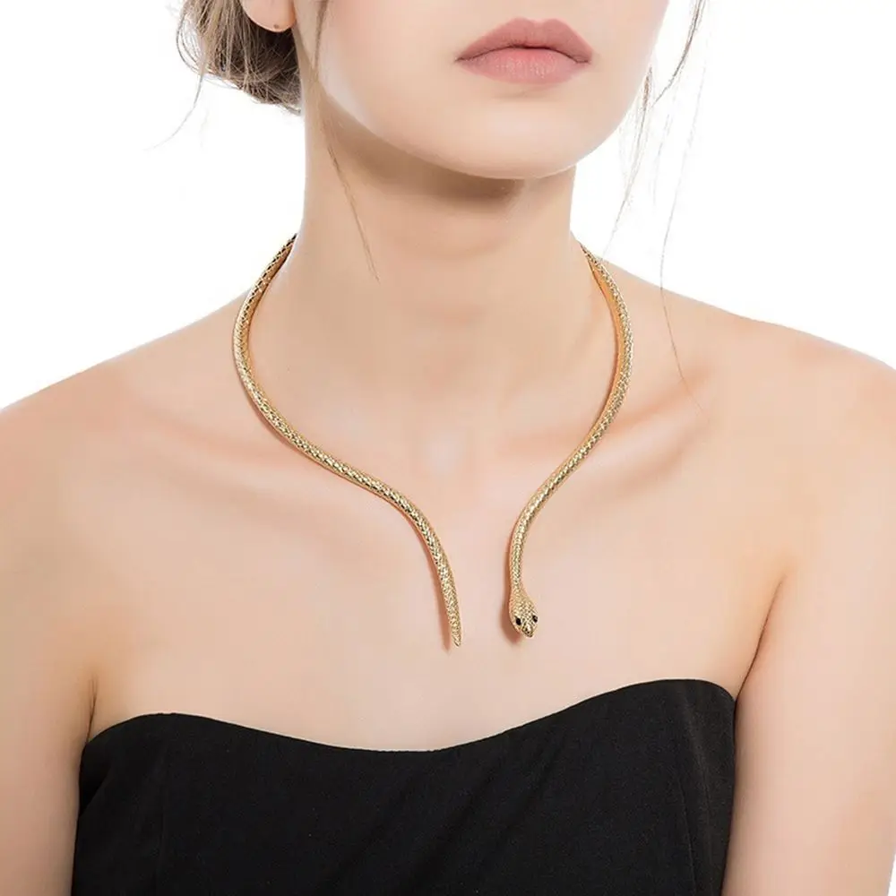 

Ожерелье из металлического сплава в европейском и американском стиле, ожерелье в форме крупной змеи, модное ожерелье до ключиц, женские Укр...