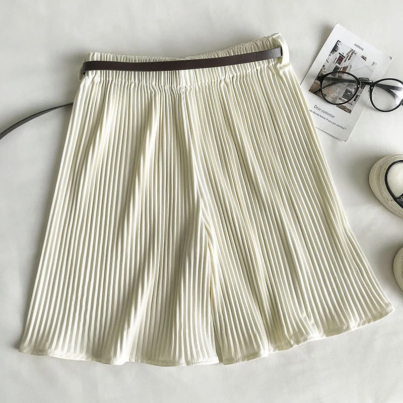 Женские шорты в Вертикальную Полоску с поясом TIGENA повседневные Корейском стиле высокой талией желтые и