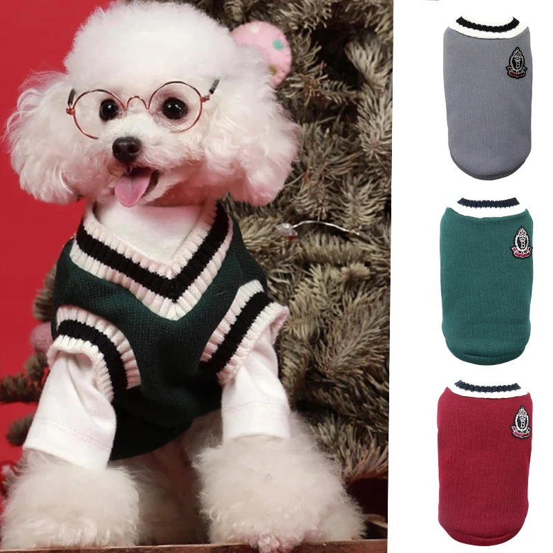 

1PC Dogs Knitted Vest V-neck Plush Sweater Pets Costume Winter Warm New British Korean Halloween 2021 Pet Clothing Plus Size