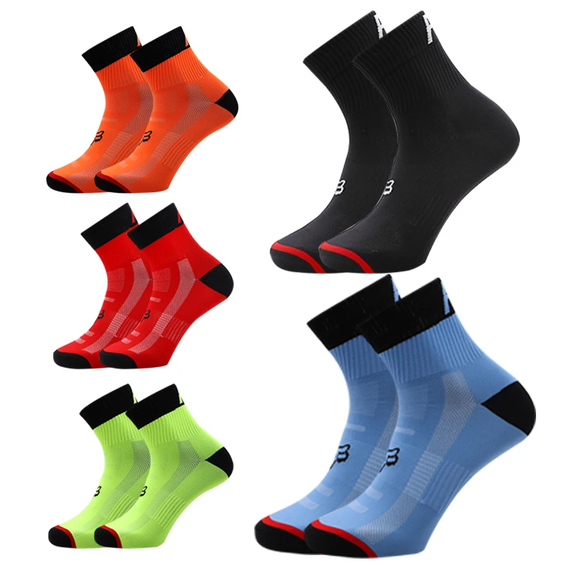 

New Men Coolmax Cycling Socks Breathable Basketball Running Football Socks Professional Sport Riding Socks Women